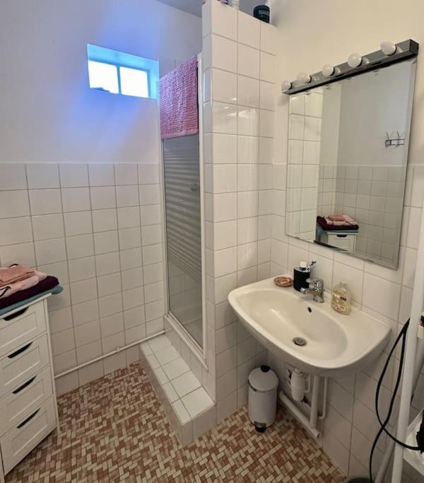 Lumineux Et Spacieux Appartement Paris Exterior foto